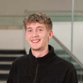 © Koblenz-Touristik GmbH Auszubildender Veranstaltungstechnik Kongress der Koblenz-Touristik GmbH Tobias Hirnich © Koblenz-Touristik GmbH