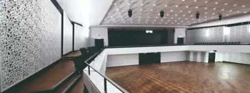 Die Empore des großen Saals der Rhein-Mosel-Halle