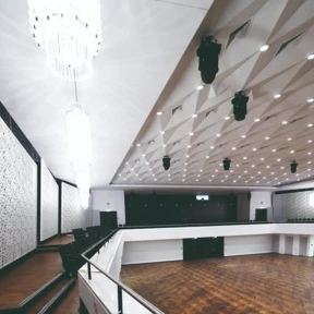 Die Empore des großen Saals der Rhein-Mosel-Halle © Thomas Frey