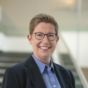 Teamleiterin Projektleitung Koblenz Kongress Carin Schneider © GAULS Die Fotografen, Koblenz-Touristik GmbH Teamleiterin Projektleitung Abteilung Kongress der Koblenz-Touristik GmbH Carin Schneider © GAULS Die Fotografen, Koblenz-Touristik GmbH