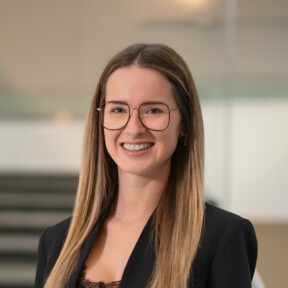 Projektleitung Koblenz Kongress Sabrina Schlaudt © GAULS Die Fotografen, Koblenz-Touristik GmbH Projektleitung Abteilung Kongress der Koblenz-Touristik GmbH Sabrina Schlaudt © GAULS Die Fotografen, Koblenz-Touristik GmbH